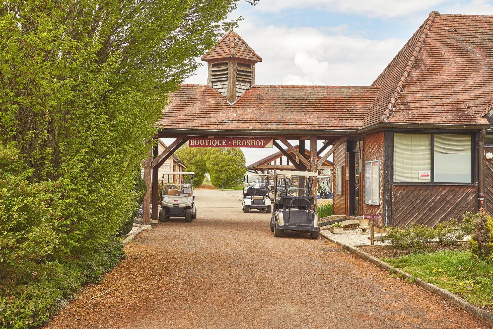 Hotel Golf Chateau De Chailly Екстериор снимка